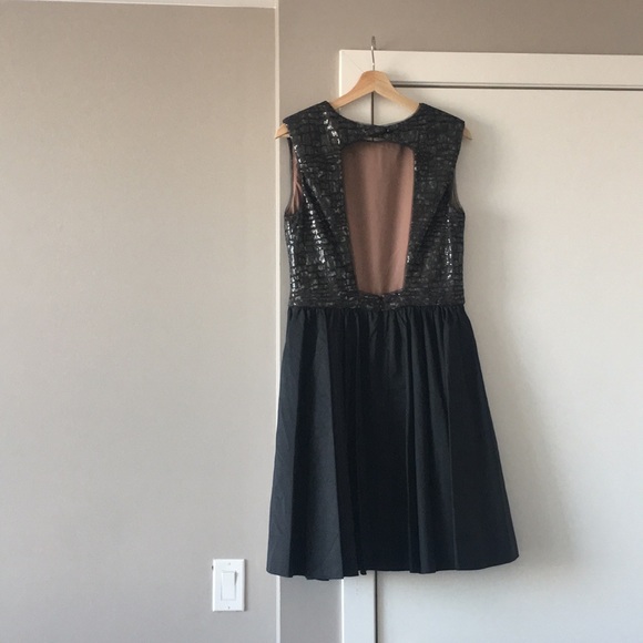 Vera Wang open back sequin dress - Picture 2 of 3